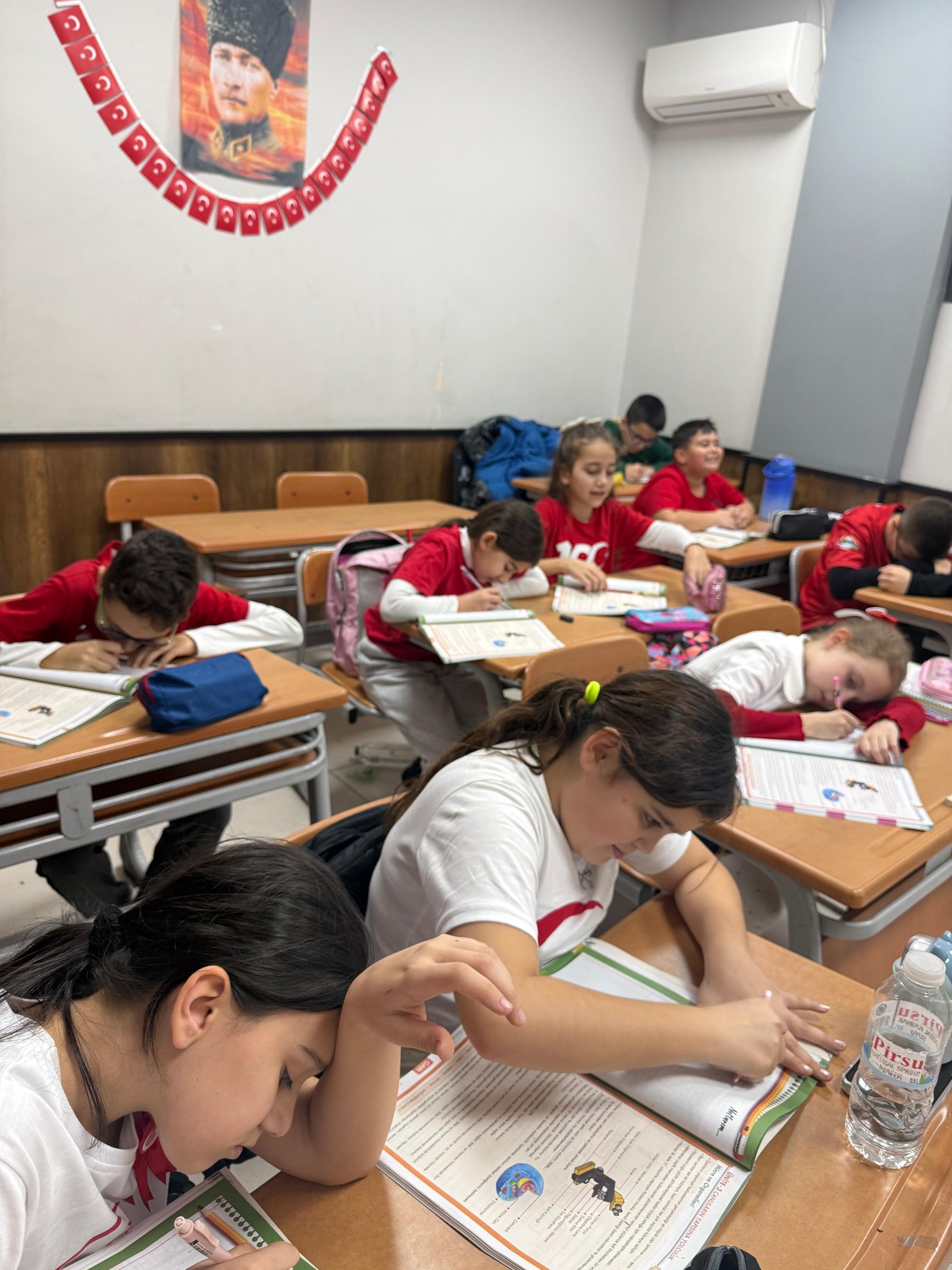 İlkokul Çocuklarında Düzenli Ders Çalışma Alışkanlığı Nasıl Kazandırılır?